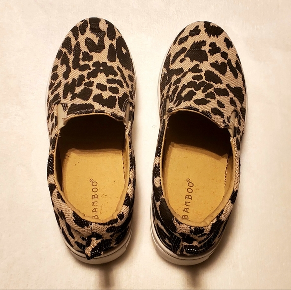 Bamboo Slip On Canvas shoes - Picture 3 of 3
